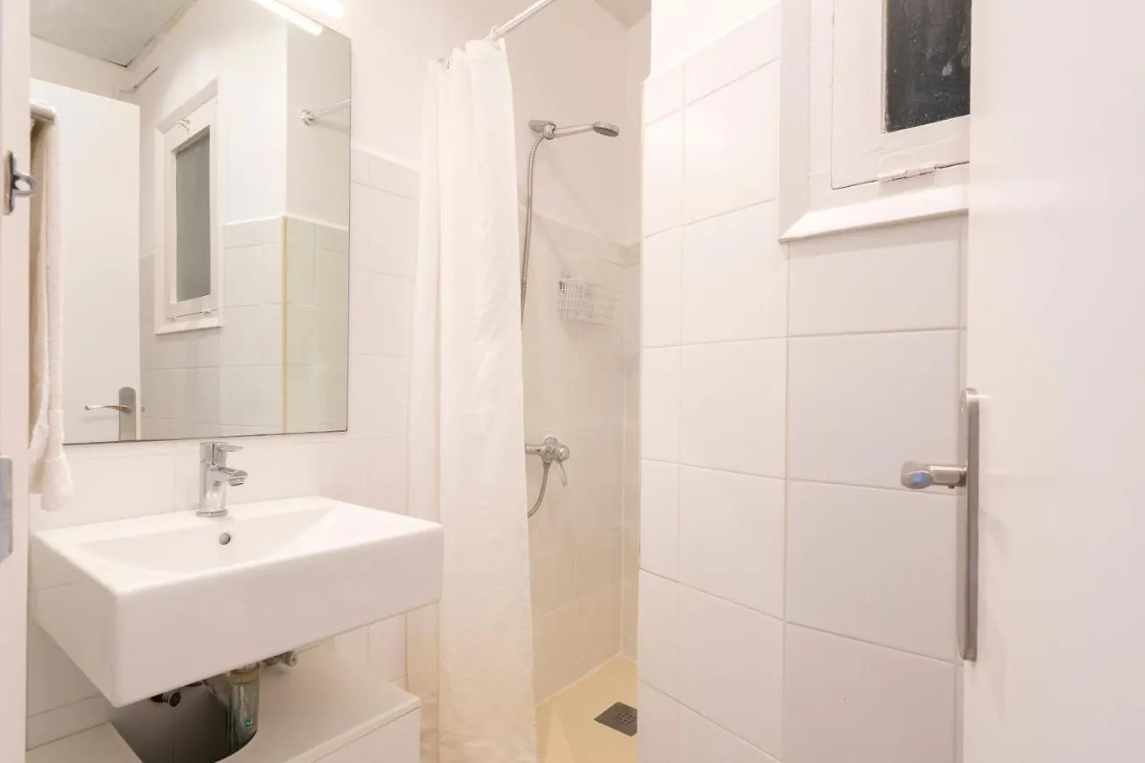 Apartment Homenfun Barcelona Park Gueell Spain